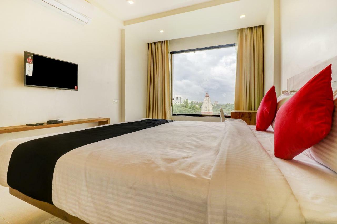 แคปิตัล โอ 47631 โฮเต็ล ดิ ออเรนจ์ แฟล็ก Hotel ออรังกาบัด ภายนอก รูปภาพ