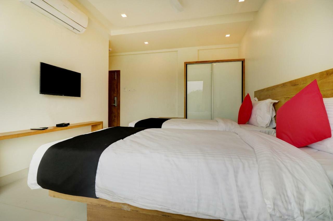 แคปิตัล โอ 47631 โฮเต็ล ดิ ออเรนจ์ แฟล็ก Hotel ออรังกาบัด ภายนอก รูปภาพ