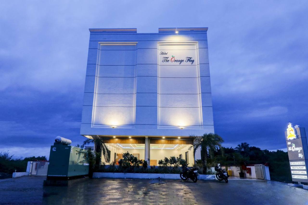 แคปิตัล โอ 47631 โฮเต็ล ดิ ออเรนจ์ แฟล็ก Hotel ออรังกาบัด ภายนอก รูปภาพ
