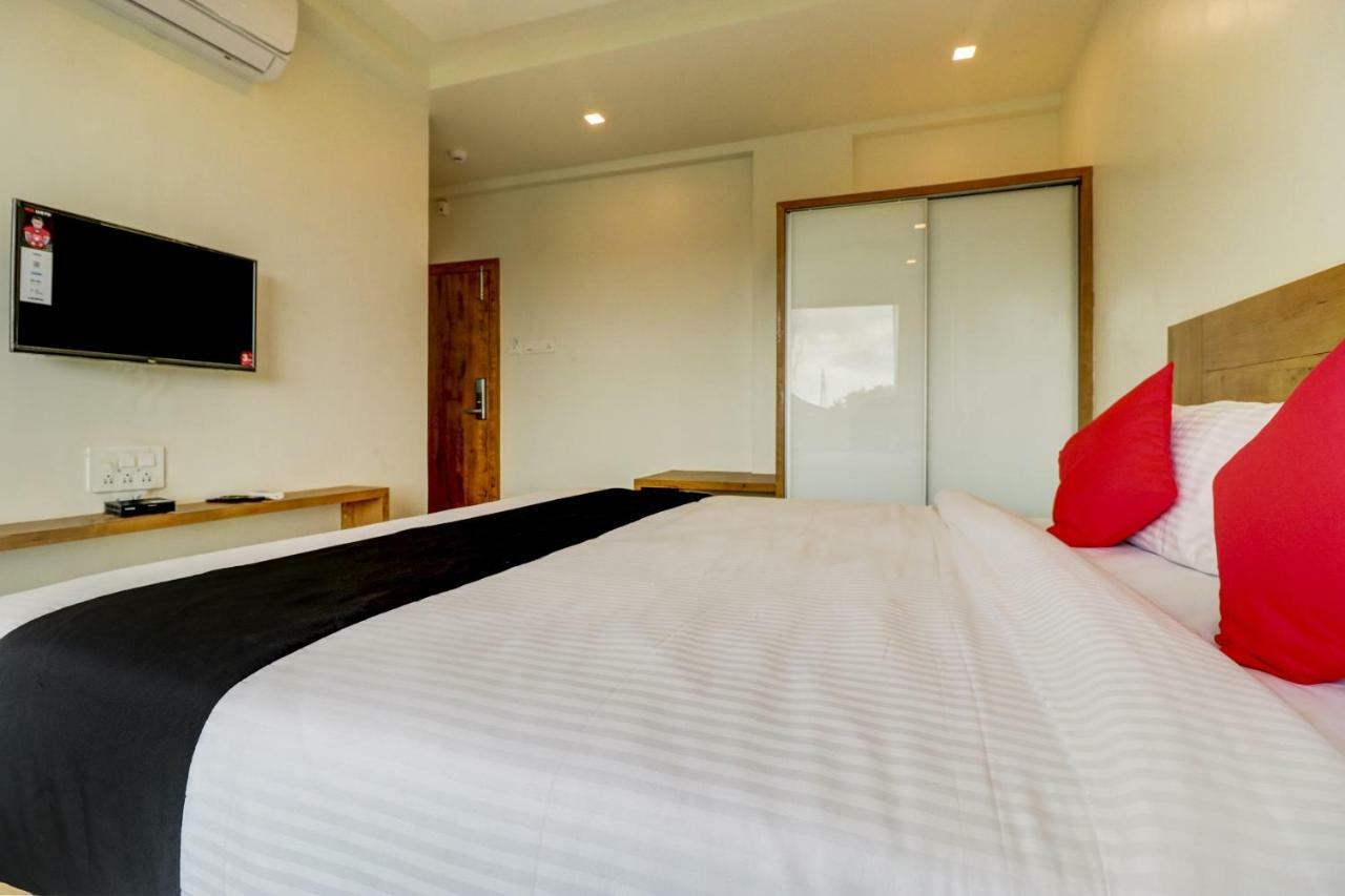 แคปิตัล โอ 47631 โฮเต็ล ดิ ออเรนจ์ แฟล็ก Hotel ออรังกาบัด ภายนอก รูปภาพ
